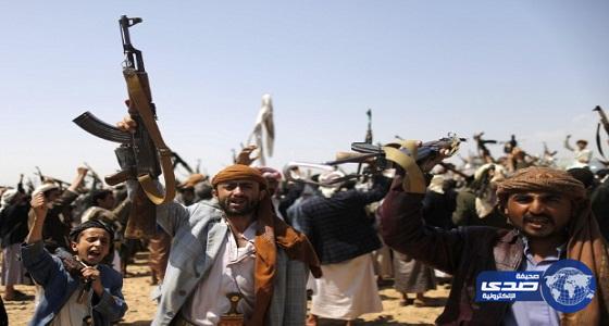 ميليشيات الحوثي تعتدي على تظاهرة للعسكريين للمطالبة بالرواتب