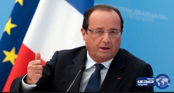 برلمانيون يطالبون بإقالة رئيس فرنسا لإفشائه أسرارًا عسكرية