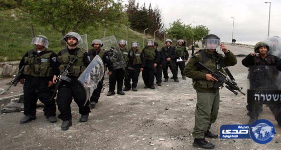 قوات الاحتلال الإسرائيلية تقتحم محافظة الخليل وتعتقل أربعة فلسطينيين