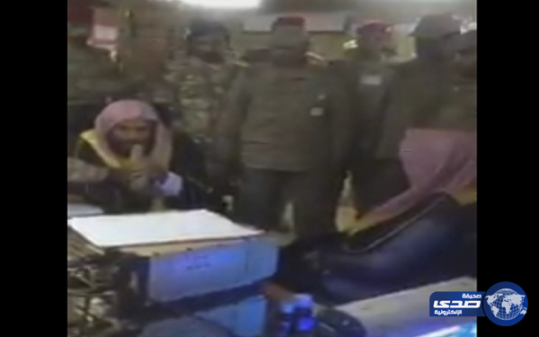 بالفيديو: الشيخ سعيد بن مسفر يوجه رسالة للجنود المرابطين على الحد الجنوبي