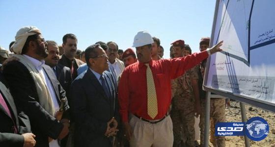 رئيس وزراء اليمن يضع حجر أساس جامعة مأرب