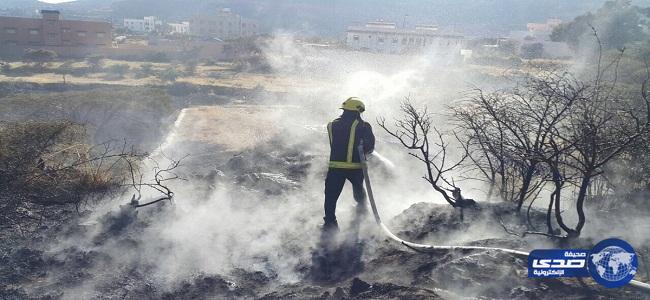 بالصور .. الدفاع المدني يسيطر على حريق فى مدرجات زراعية بالنماص