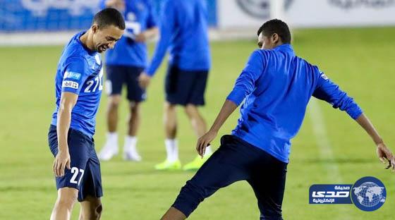 الهلال يجري مرانه الرئيسي استعداداً للأهلي