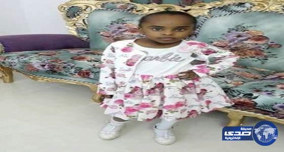 بالصورة:محاكمة مواطنة تبنت طفلة صومالية لمدة 5 سنوات &#8230;وأسرتها تتهمها بإختطافها