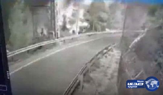 بالفيديو ..الشرارة الأولى لحرائق إسرائيل