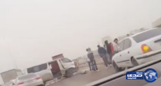 بالفيديو: حادث تصادم باص طلاب على دائري الرياض يخلف عدد من الإصابات