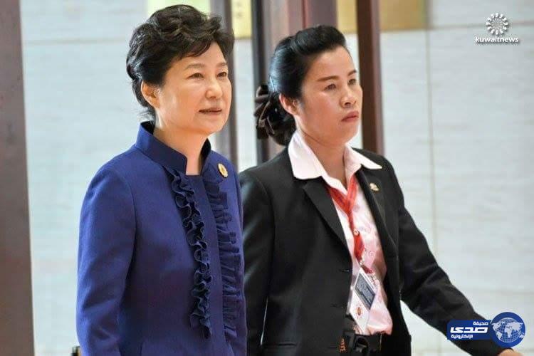 رئيسة كوريا الجنوبية مهددة بتحقيق قضائي حول فضيحة سياسية