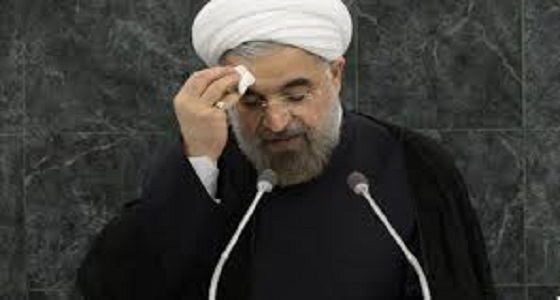 بالفيديو.. رئيس الحكومة الإيرانية يغادر مجلس الشورى بعد هجوم النواب