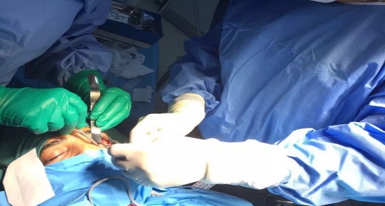 فريق طبي ينقذ عين مواطن أصيب برصاصة بندقية صيد