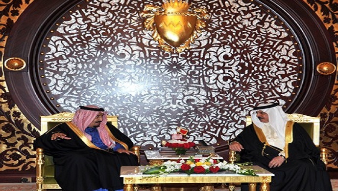 خادم الحرمين يستقبل ملك البحرين ويشرف مأدبة الغداء التي أقامها رئيس الوزراء بمملكة البحرين