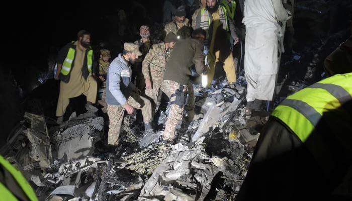 باكستان تعلن الحداد على ارواح ضحايا الطائرة المنكوبة