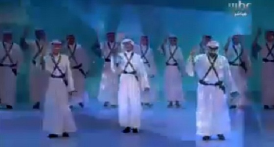 بالفيديو.. أوبريت لأغاني كبار الفنانين السعوديين احتفاءً بخادم الحرمين في دار الأوبرا بالكويت