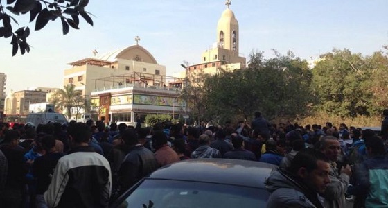 الأمن المصري يقبض على 10 أقباط حاولوا دخول صلاة الجنازة دون دعوات