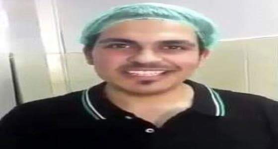 بالفيديو..مهندس سعودي يفتتح مطعماً في بريدة ويديره بنفسه