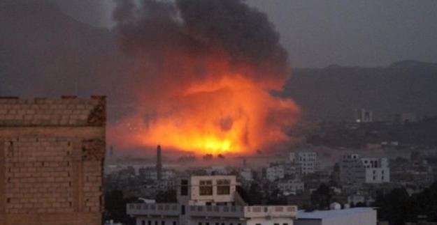 طائرات التحالف تقصف مواقع عسكرية للحوثيين في صنعاء وتعز