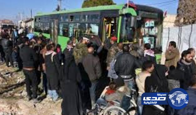 بدء دخول الحافلات الى شرق حلب لاستئناف عمليات الاجلاء