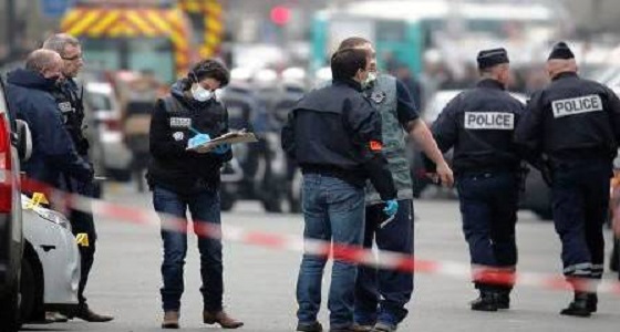محتجز رهائن في باريس ينجح في الهرب من الشرطة الفرنسية