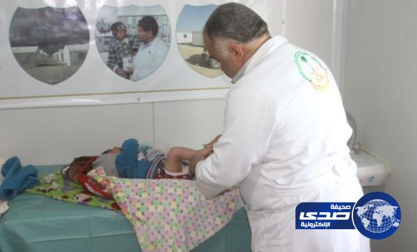 العيادات التخصصية تُعالج 2797 لاجئاً سورياً في الزعتري