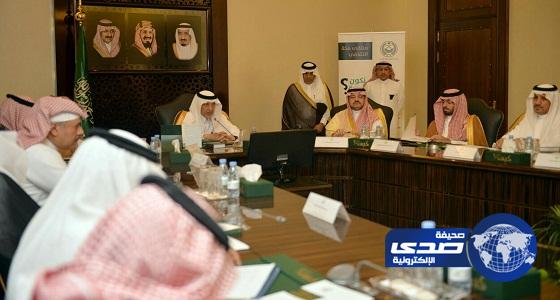 بالصور.. أمير مكة خلال اجتماعه بمحافظي محافظات المنطقة: هدفنا خدمه المواطنين والمقيمين
