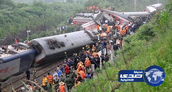 مقتل وإصابة 30 إثر انحراف قطار عن مساره في الهند