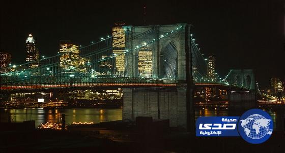 القبض على سعودي في نيويورك تسلق جسر «بروكلين» لالتقاط سيلفي
