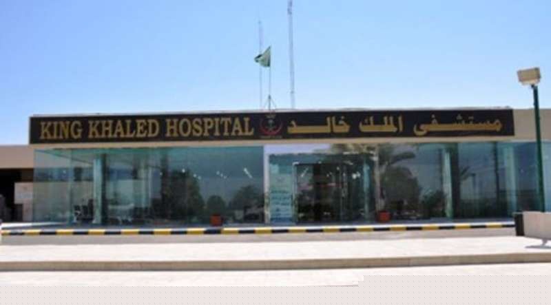 طبيب يتقاضى 42 ألف ريال في مستشفى بتبوك رغم عدم وجود تخصصه فيها