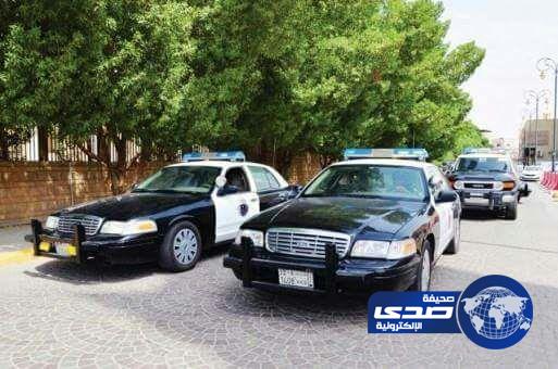 شرطة الرياض تكشف غموض العثور على امرأة مصابة بأرض فضاء بمنفوحة