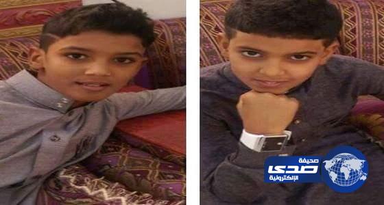 بالصورة..مقيم يمني يكشف ظروف اختفاء ابنيه في جدة
