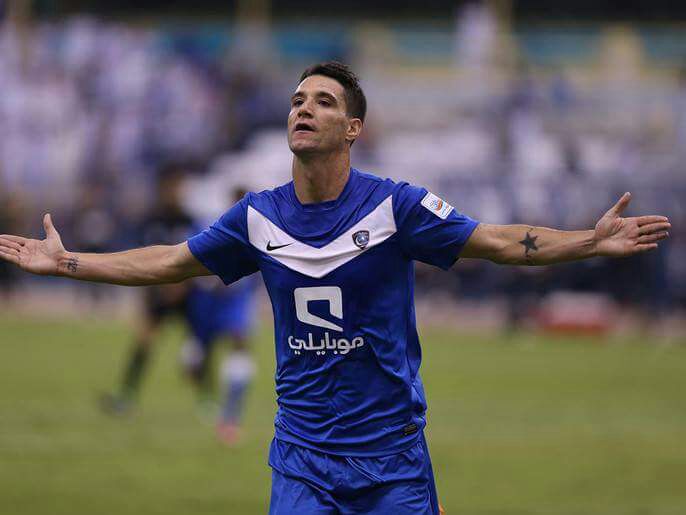 تياجو نيفيز: أفتقد جمهور الهلال