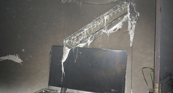 بالصور.. الدفاع المدني يخمد حريقاً في شقة سكنية ببريدة