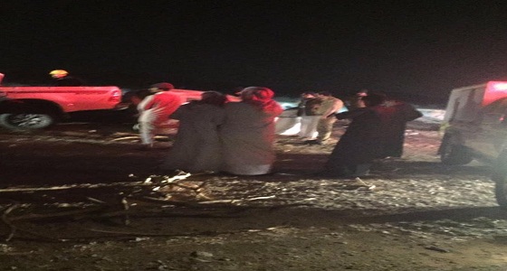 بالصور.. وفاه ثلاثه أشخاص بحادث مروري جنوب عفيف