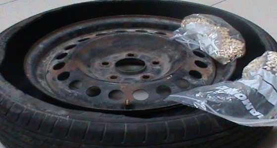 الجمارك تُحبط تهريب 80 ألف حبة كبتاجون بمنفذ سلوى