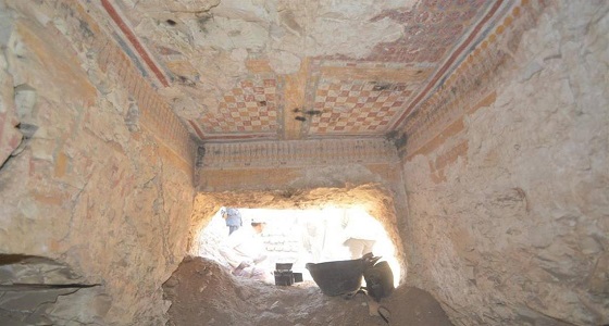 اكتشاف مقبرة أثرية للكاتب الملكي في الدولة المصرية القديمة بالأقصر