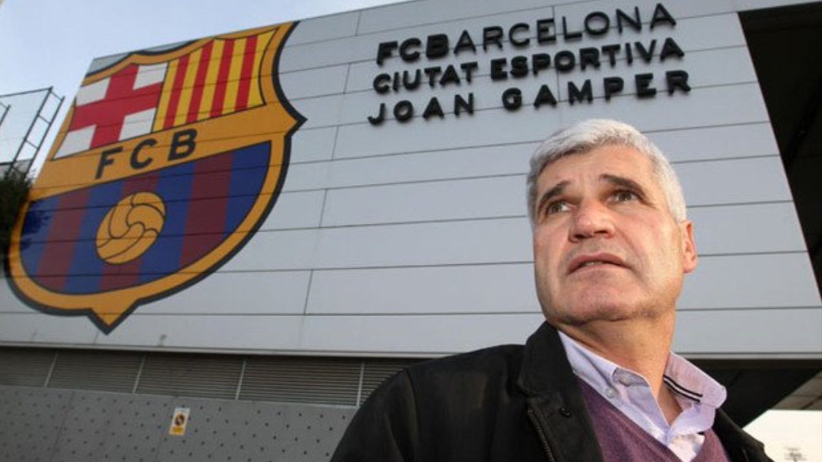 برشلونة يقيل جراتكوس بسبب تصريحاته ضد ميسي