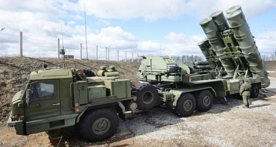 وزارة الدفاع الروسية تنشر صواريخ إس – 400 في موسكو
