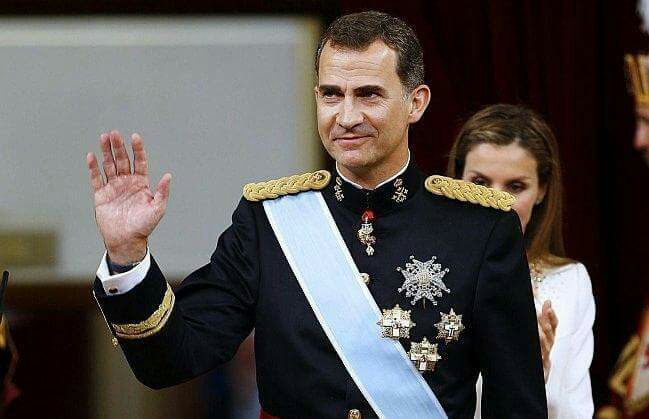 ملك إسبانيا يبحث مع القصبي تعزيز العلاقات الاقتصادية والاستثمارية