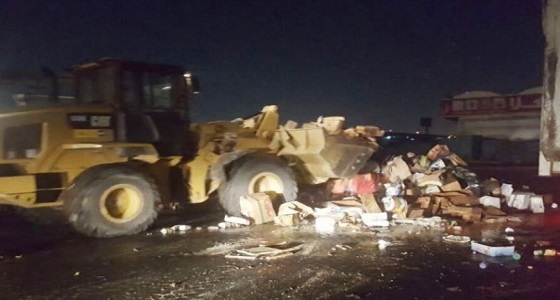 ” أمانة جدة ” تزيل وتتلف 25 طناً من الأغذية المنتهية الصلاحية