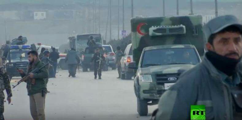 بالفيديو.. مقتل 30 شخص و اصابة العشرات في تفجيرات بأفغانستان