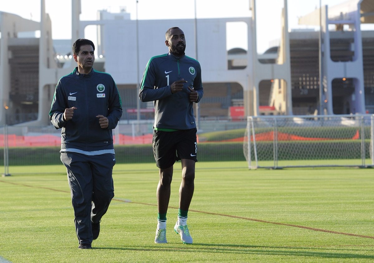 “الجابر” يطالب إدارة الشباب بتجديد عقد وليد عبدالله