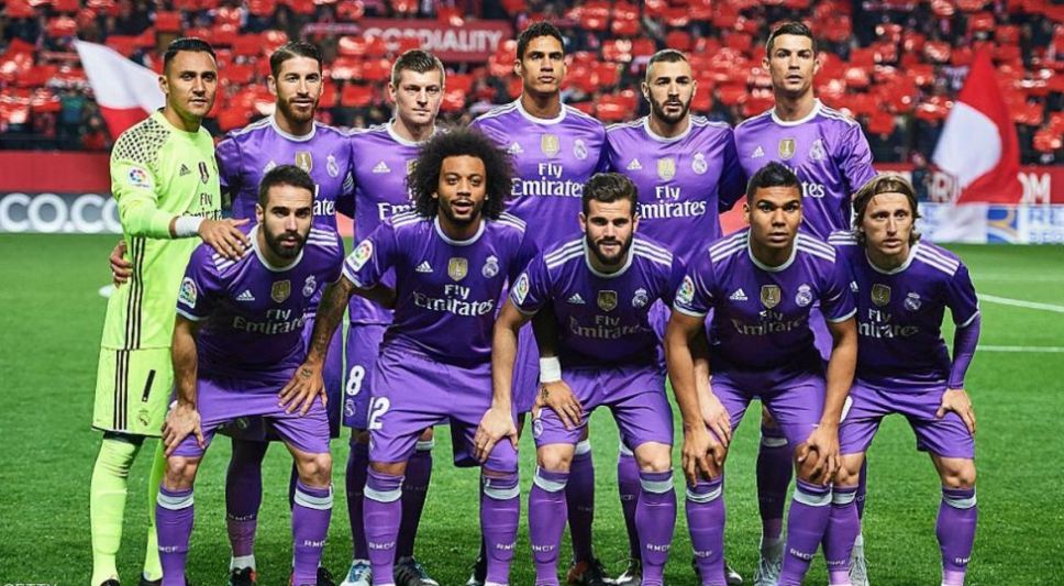 شعار ريال مدريد بلا صليب في الشرق الأوسط مراعاة للمسلمين