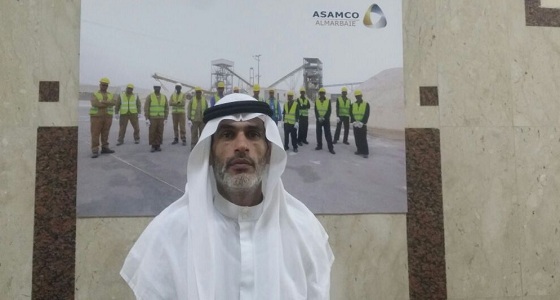 رجل اعمال سعودي يتبرع بسيارة لجمعية البر الخيرية بمركز الكر