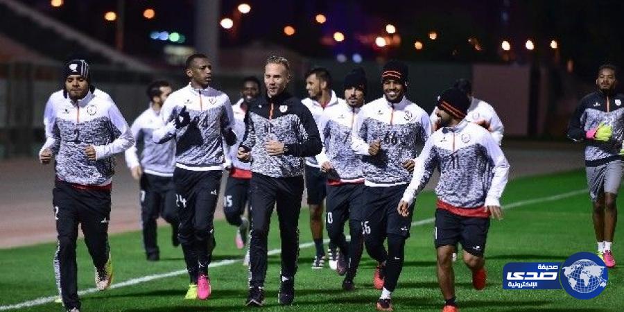 الشباب يجري مرانه استعدادا للنصر