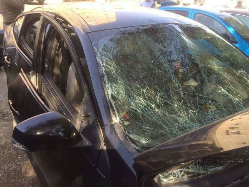 اصابة أربعة طلاب في حادث &#8220;وميض لحظي&#8221; داخل سيارة في جدة