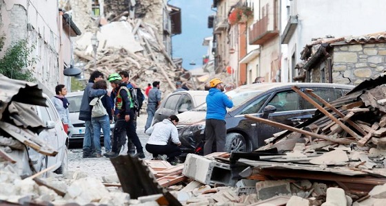 زلزال عنيف يضرب وسط إيطاليا