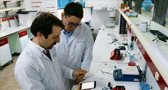 تطبيق جديد لتحليل الدم عبر « الهواتف الذكية »