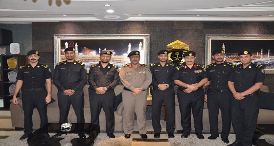 مدير شرطة العاصمة المقدسة يقلّد ضباط إدارة دوريات الأمن رتبهم الجديدة