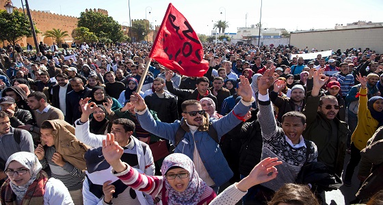آلاف المغاربة يشاركون في تظاهرات مناهضة للحكومة