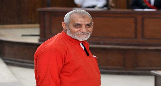 المحكمة العسكرية المصرية تعاقب مرشد الإخوان بالسجن المشدد في أحداث سيناء