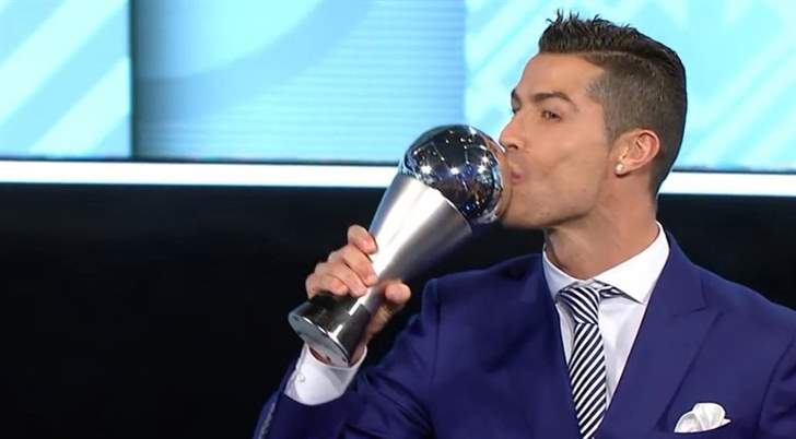 “رونالدو” أفضل لاعب في العالم لعام 2016