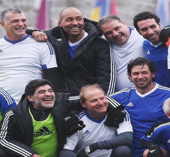 مارادونا يعتذر عن مباراة خيرية  بمصر بسبب &#8221; أبوتريكة &#8220;